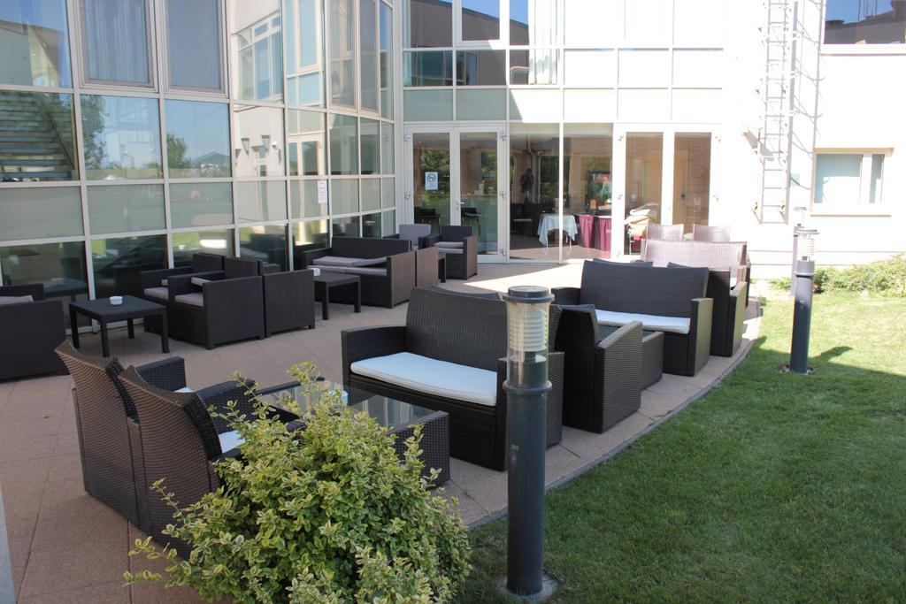 Wellness Apartments In Velence Εξωτερικό φωτογραφία