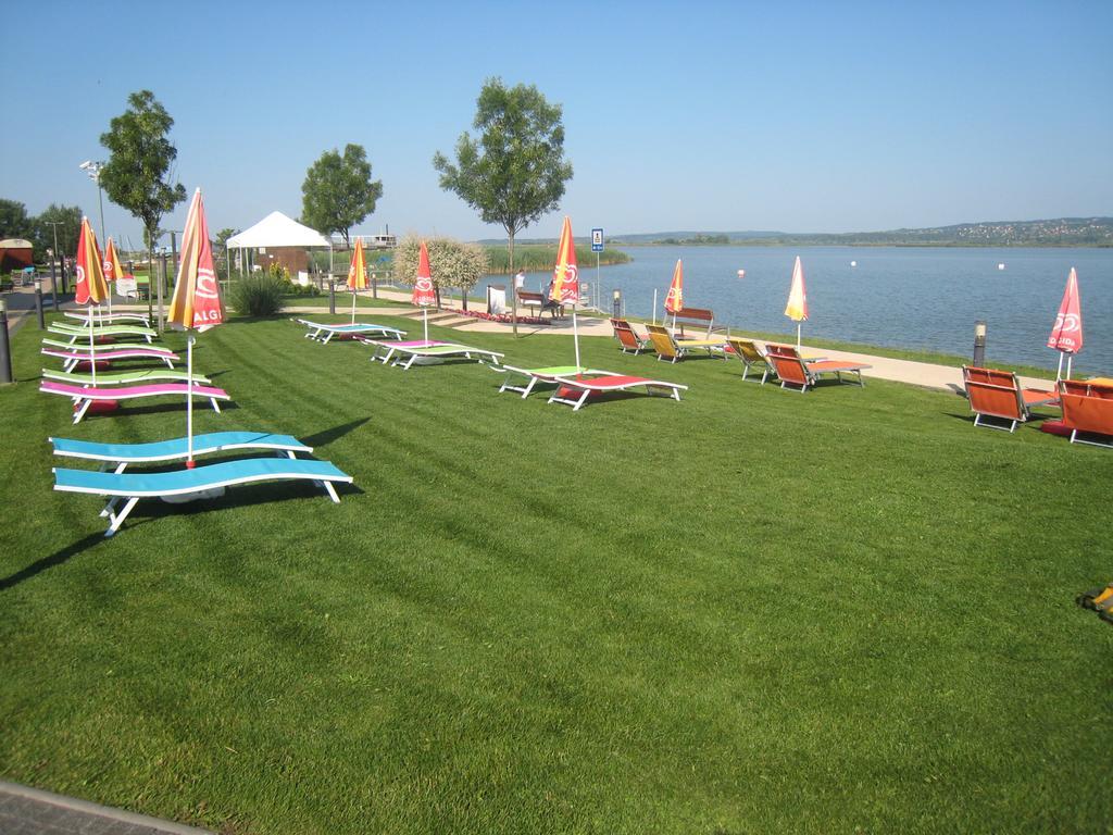 Wellness Apartments In Velence Εξωτερικό φωτογραφία