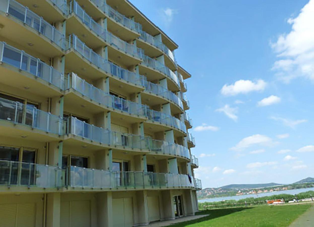 Wellness Apartments In Velence Εξωτερικό φωτογραφία