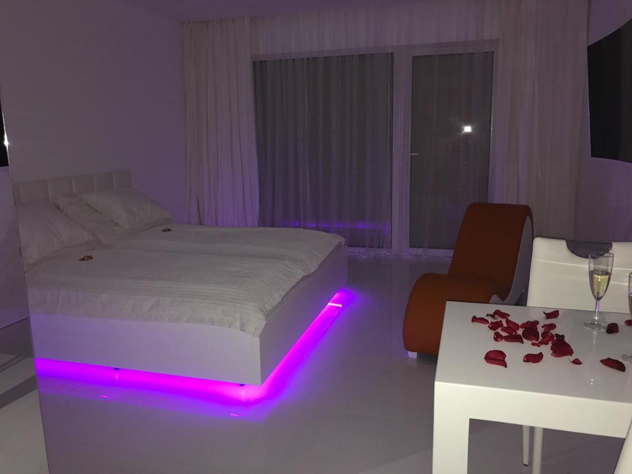 Wellness Apartments In Velence Εξωτερικό φωτογραφία